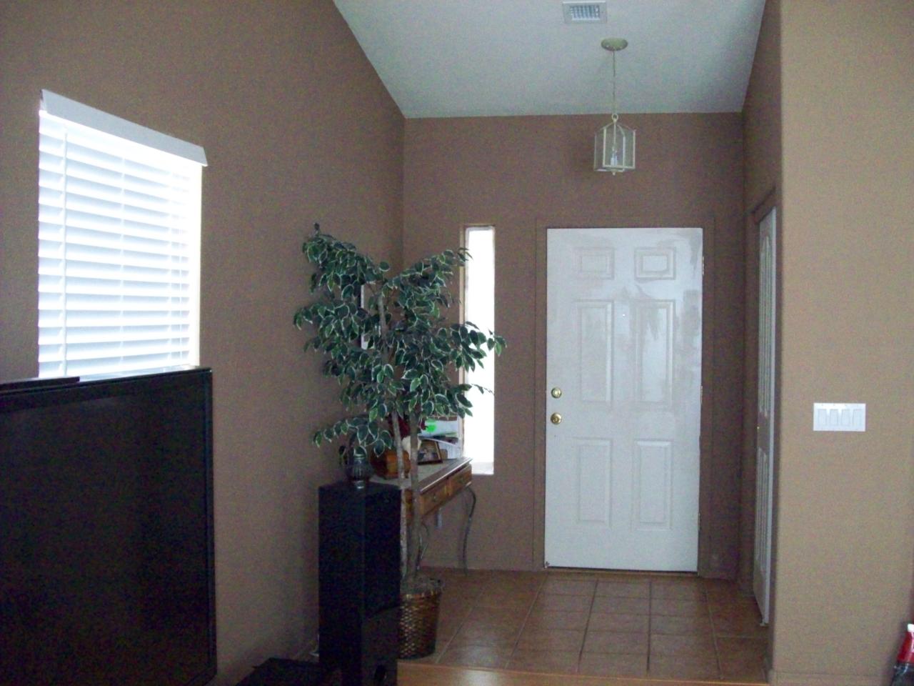 1510 West Colter Street, Unit 7 Phoenix, AZ 85015 - Photo 4 of 14 entrance