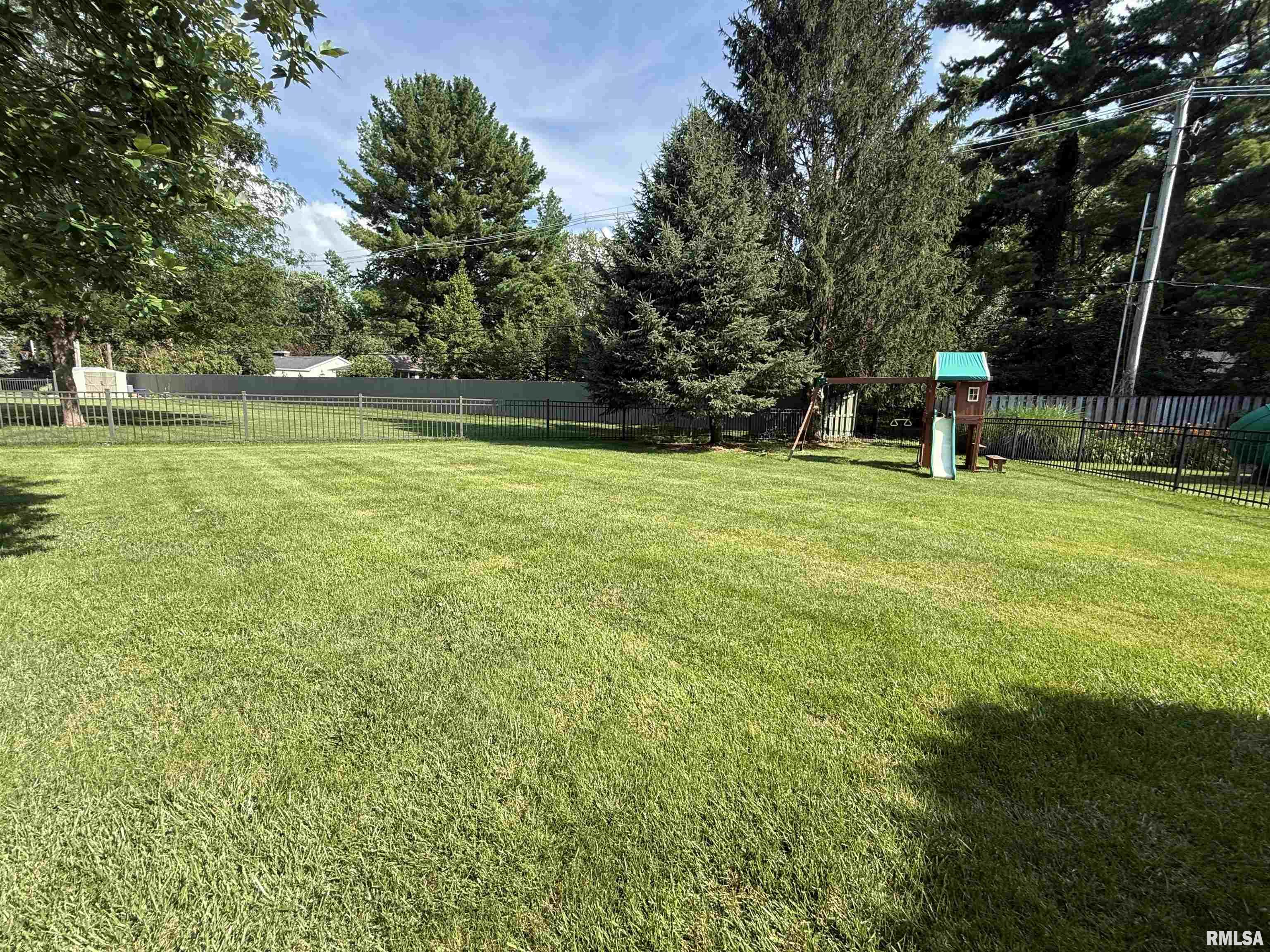 2220 West Laurel Street Springfield, IL 62704 - Photo 5 of 6