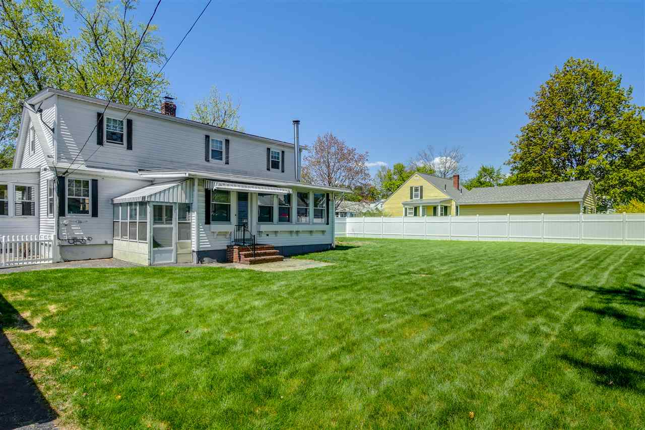 311 Reed Street Manchester, NH 03102 - Photo 4 of 39