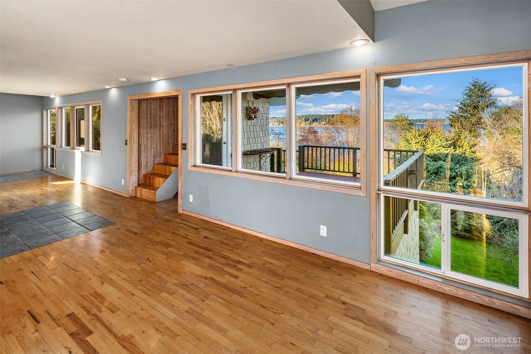 9722 Southwest Windmill Street Vashon, WA 98070 - Photo 15 of 29