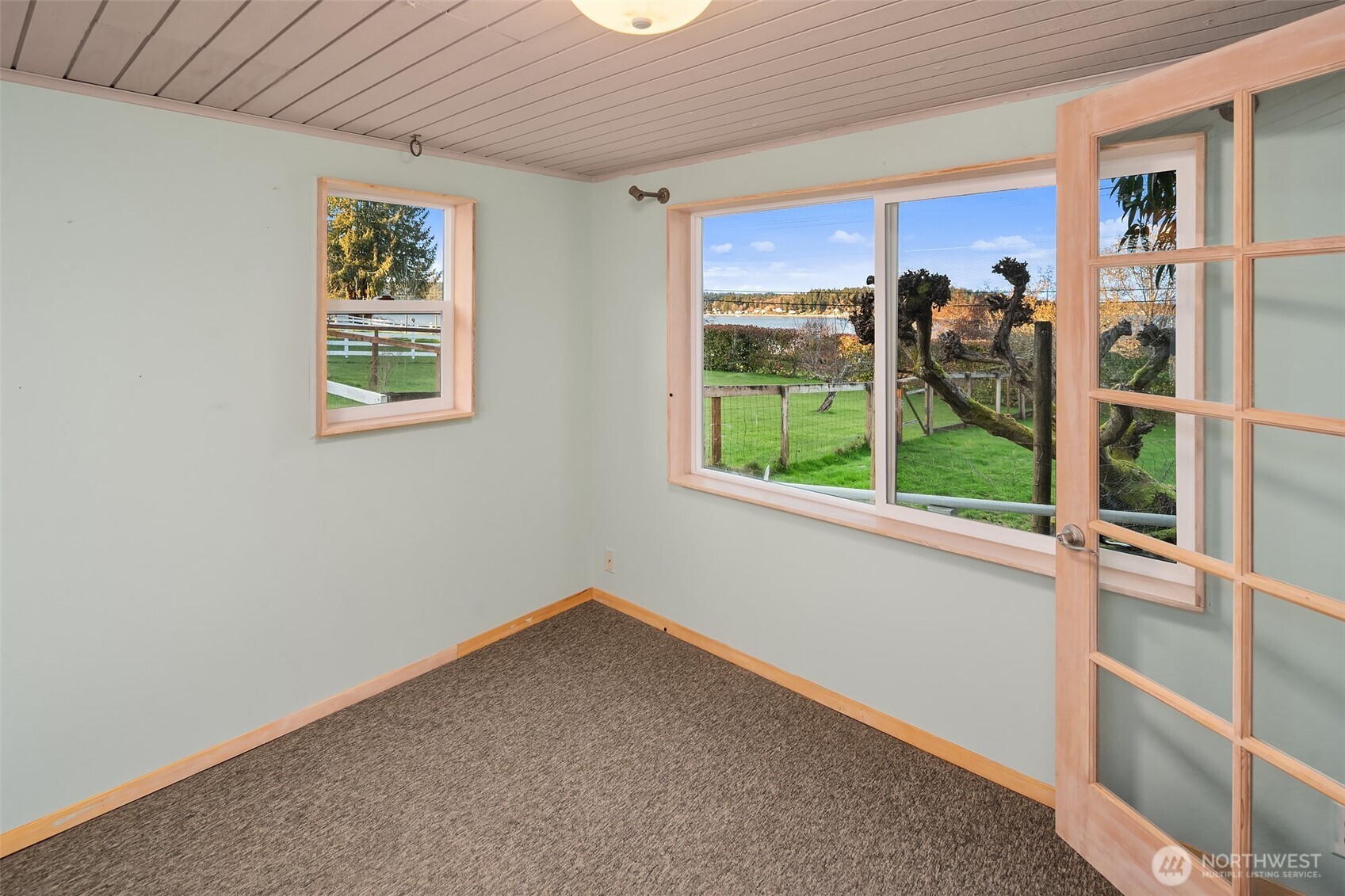 9722 Southwest Windmill Street Vashon, WA 98070 - Photo 24 of 29