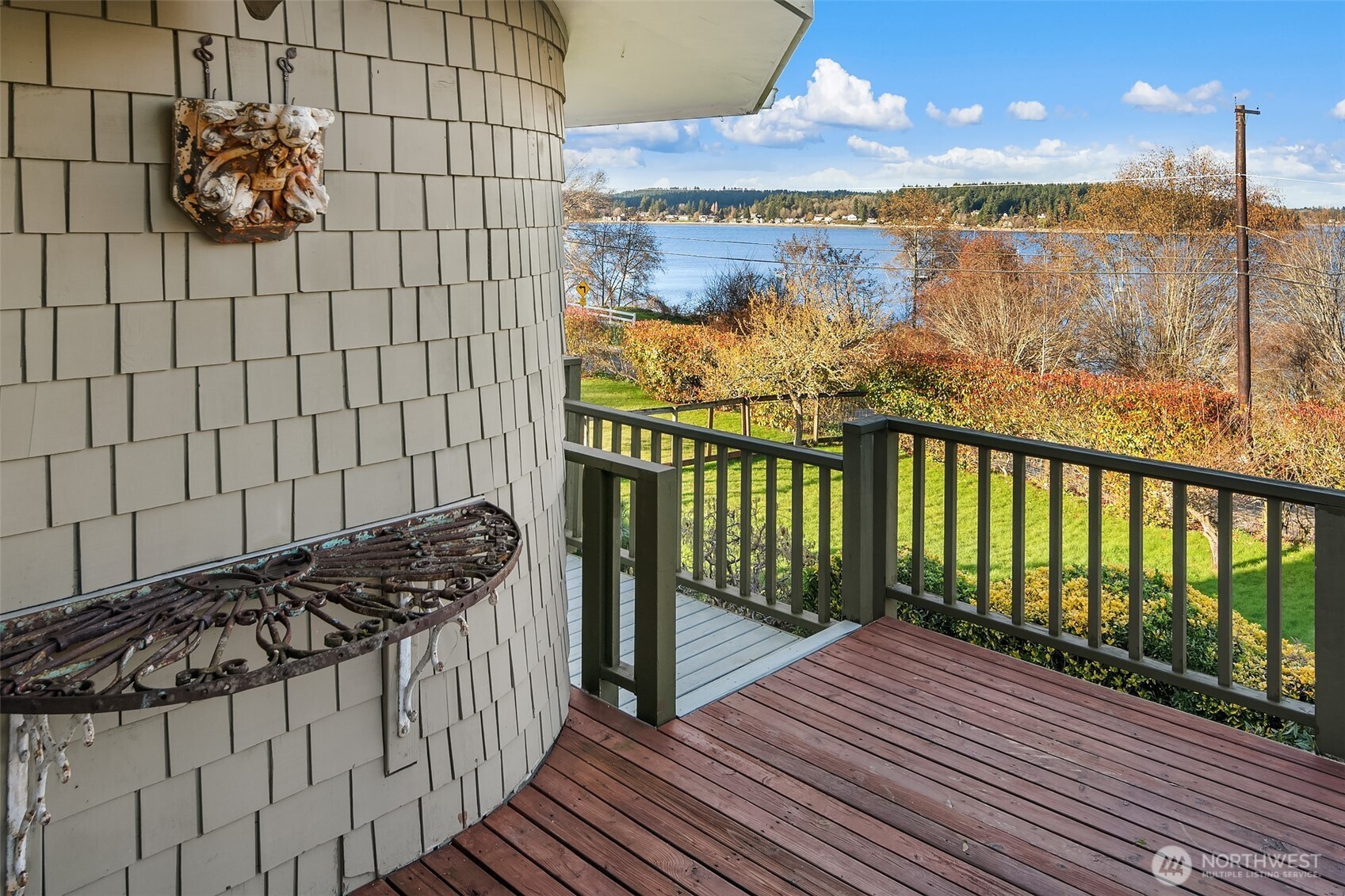 9722 Southwest Windmill Street Vashon, WA 98070 - Photo 8 of 29