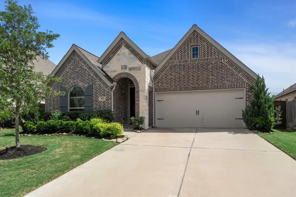 $569,000 | 9307 Mont Ellie Lane, Tomball, TX 77375