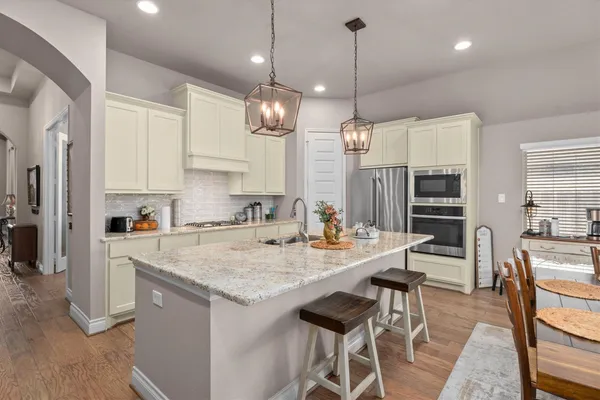 $569,000 | 9307 Mont Ellie Lane, Tomball, TX 77375