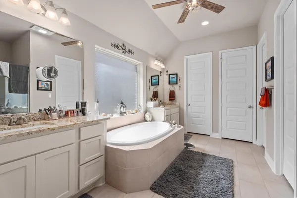 $569,000 | 9307 Mont Ellie Lane, Tomball, TX 77375