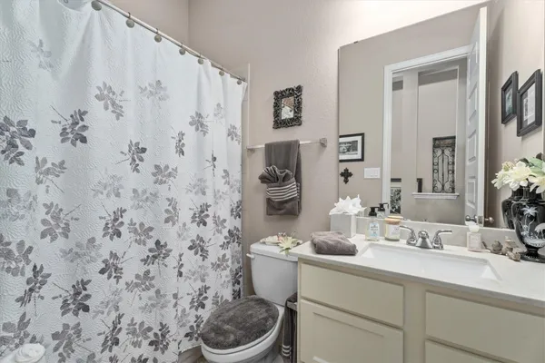 $569,000 | 9307 Mont Ellie Lane, Tomball, TX 77375