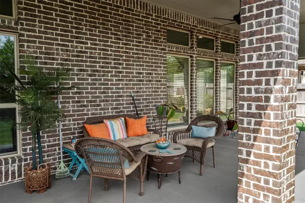 $569,000 | 9307 Mont Ellie Lane, Tomball, TX 77375