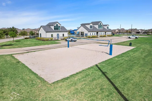$569,000 | 9307 Mont Ellie Lane, Tomball, TX 77375