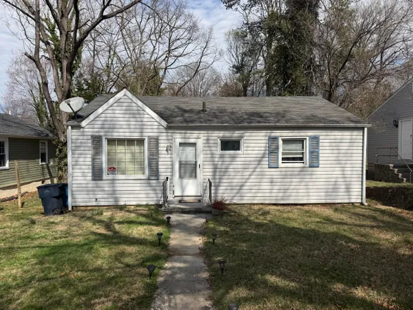 $169,950 | 3813 Virginia Avenue Northwest, Roanoke, VA 24017