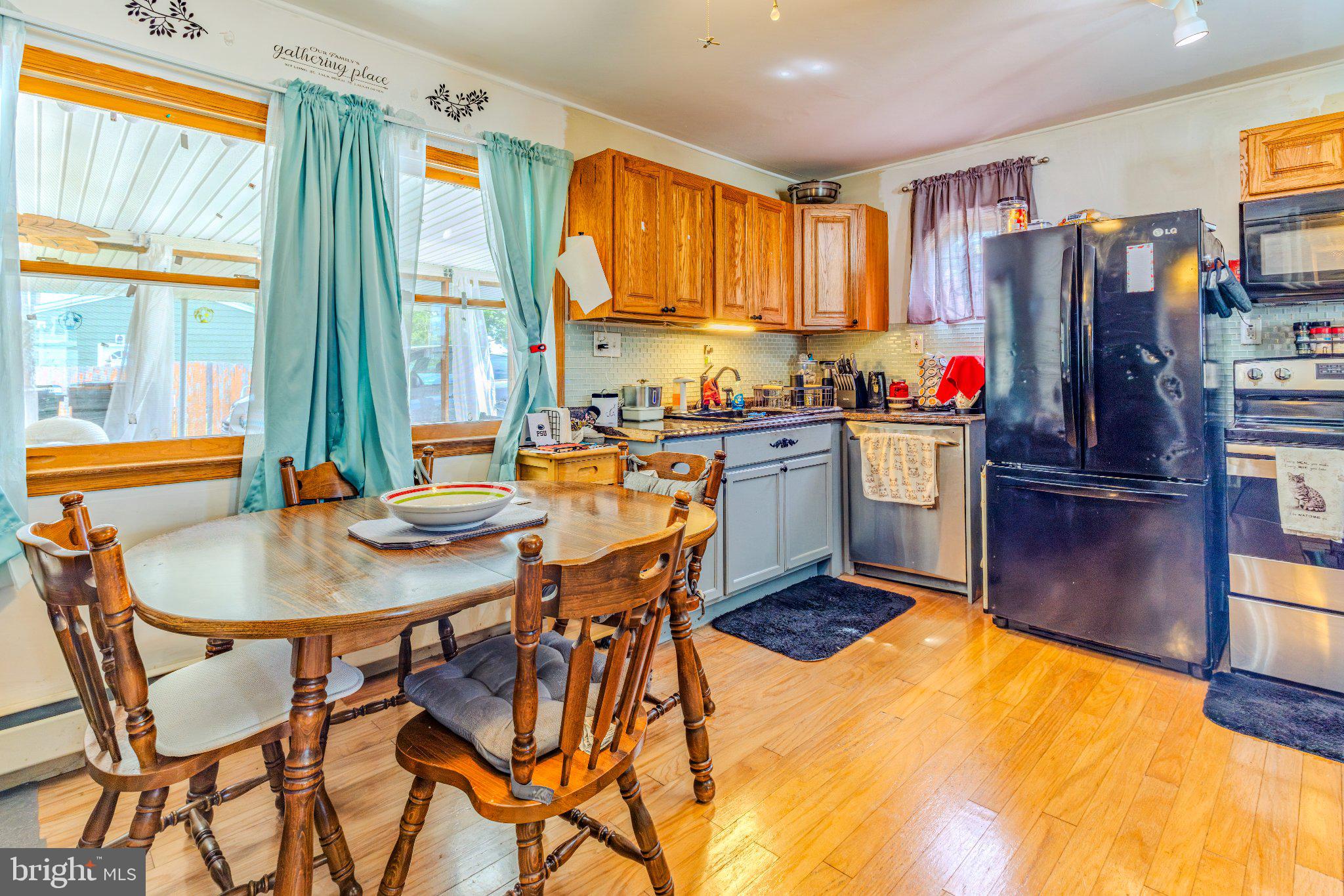 6 Gamewood Road Levittown, PA 19057 - Photo 5 of 23