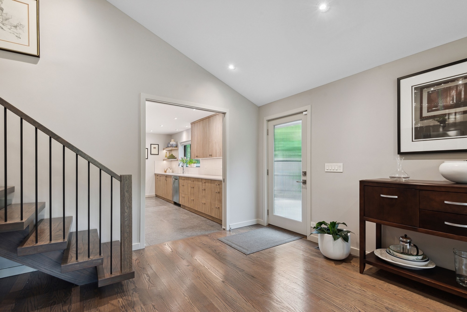 1231 Ridge Road Highland Park, IL 60035 - Photo 2 of 30 a view of livingroom with furniture and wooden floor