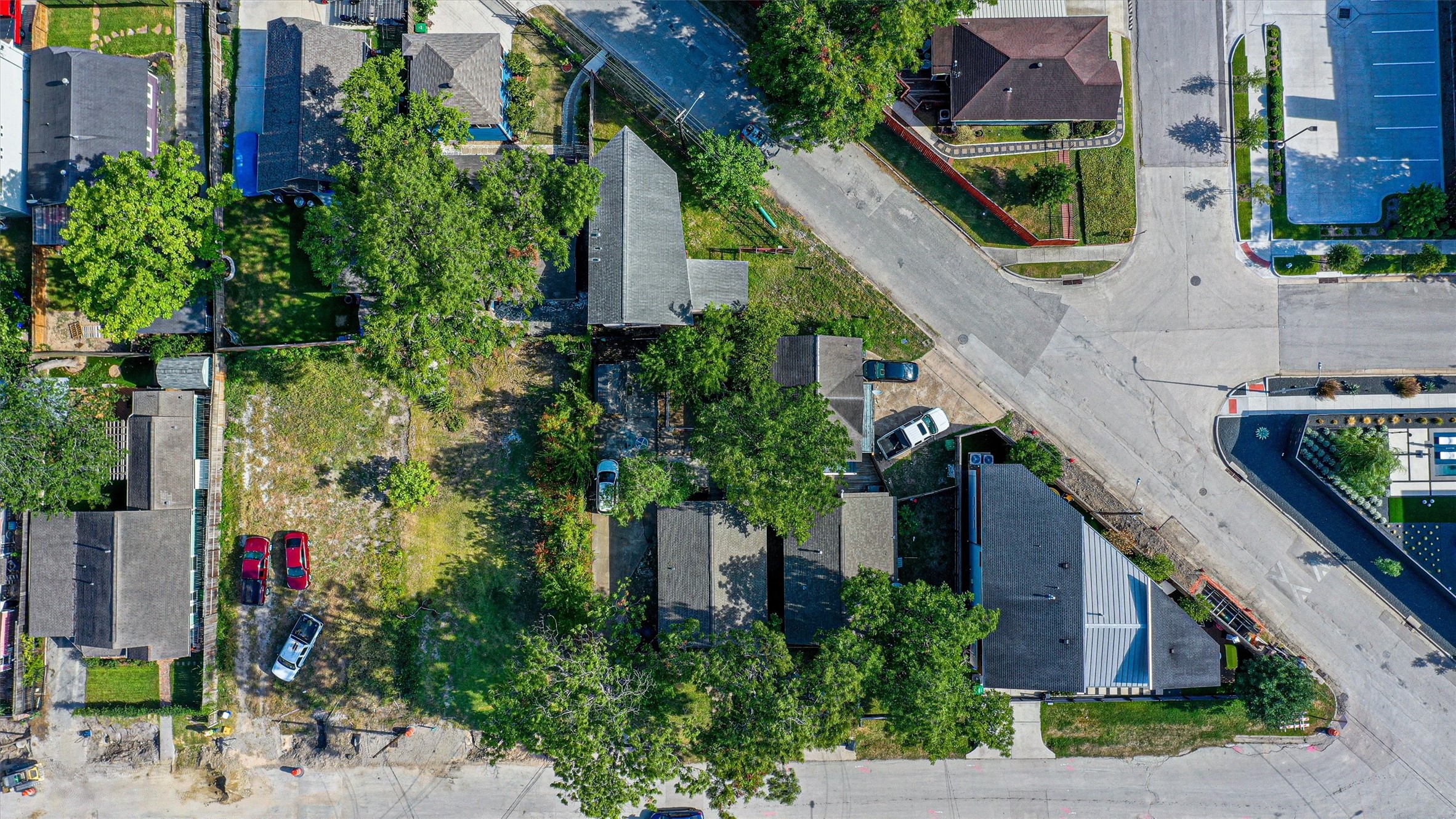 1110 East 27th Street Houston, TX 77009 - Photo 3 of 40