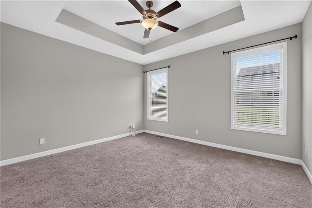 1829 Northeast Riley Drive Lee's Summit, MO 64086 - Photo 18 of 40