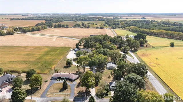 $349,000 | 108 Jaeger Street, Raymond, IL 62560