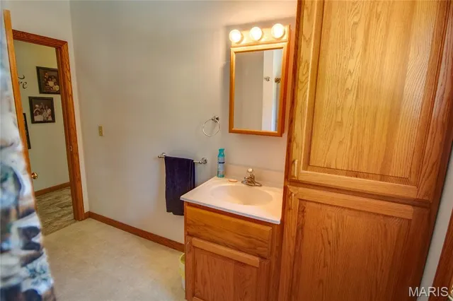 $349,000 | 108 Jaeger Street, Raymond, IL 62560