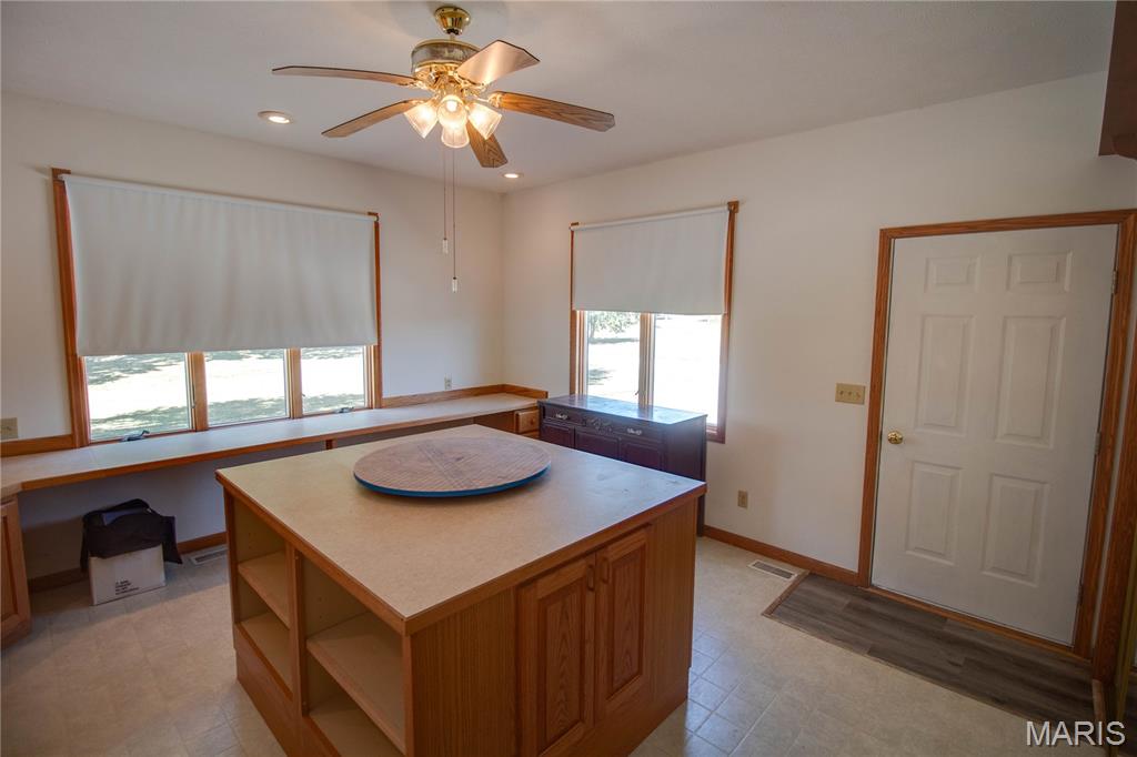 108 Jaeger Street Raymond, IL 62560 - Photo 40 of 84