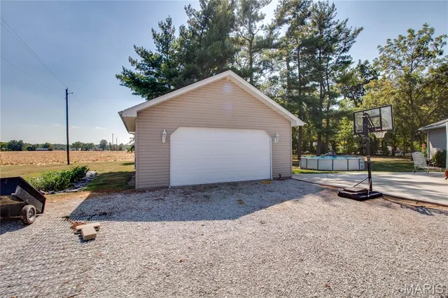 $349,000 | 108 Jaeger Street, Raymond, IL 62560