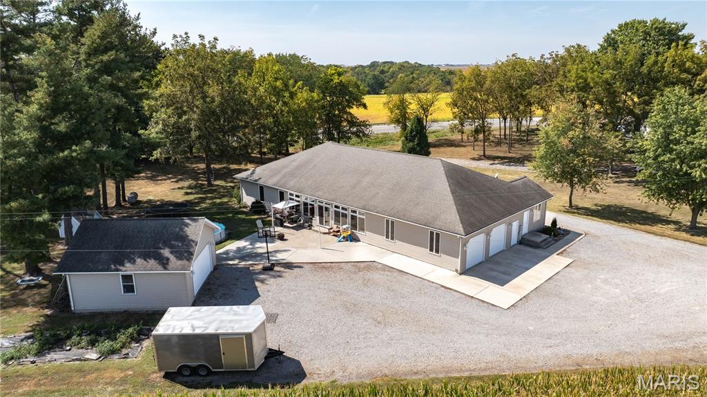 108 Jaeger Street Raymond, IL 62560 - Photo 9 of 84