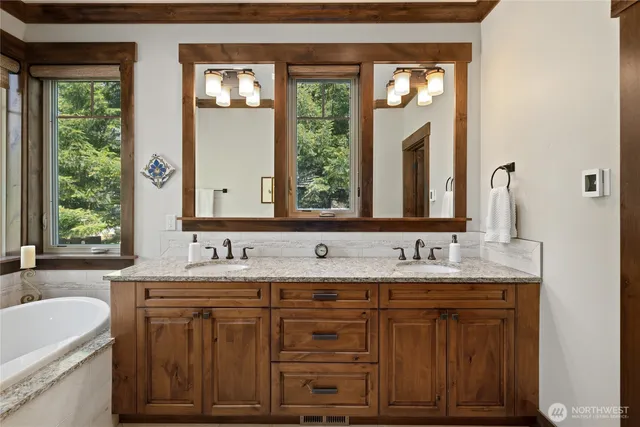 $1,579,000 | 1390 Snowberry Loop, Cle Elum, WA 98922