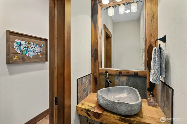 $1,579,000 | 1390 Snowberry Loop, Cle Elum, WA 98922