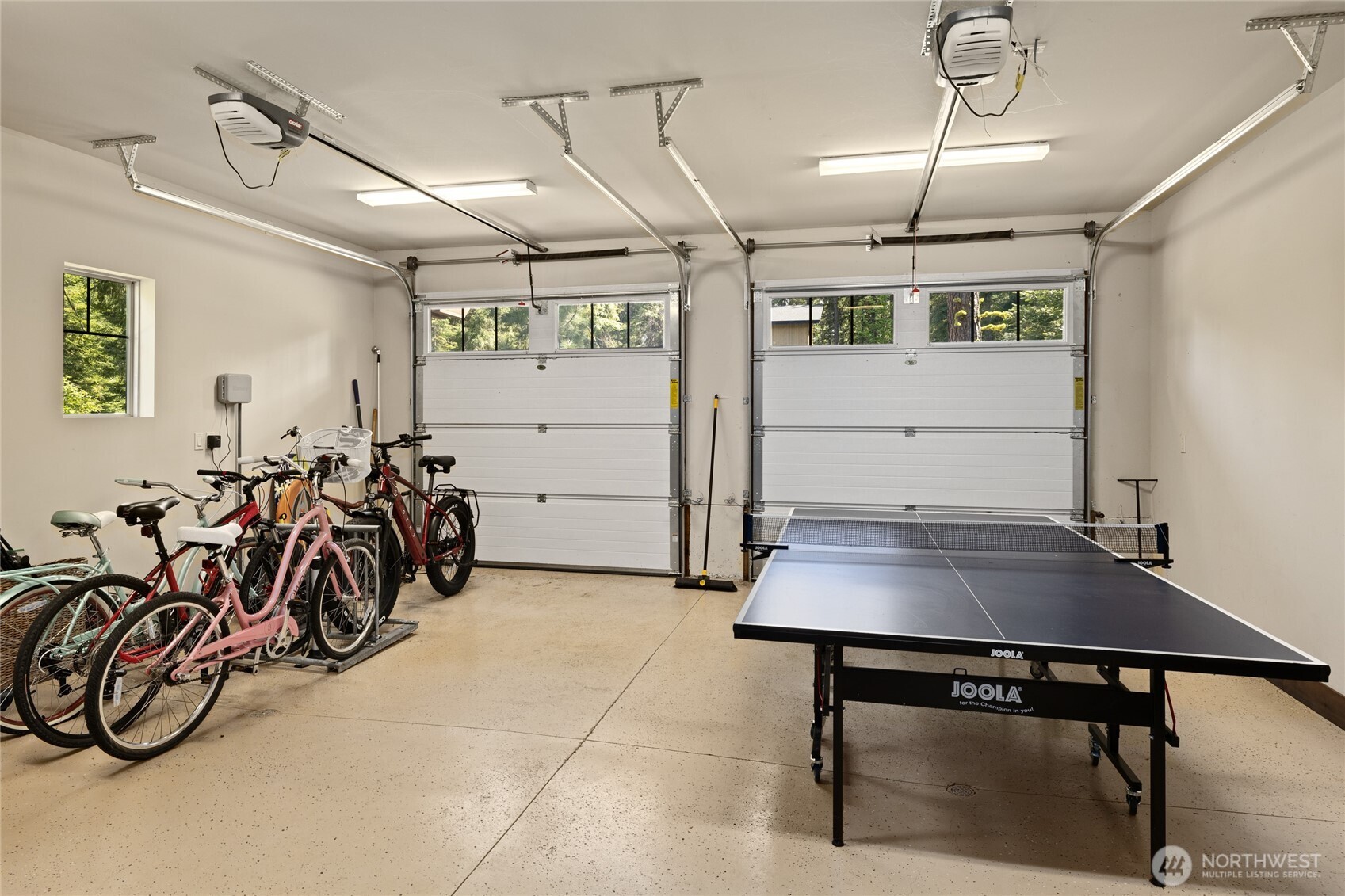 1390 Snowberry Loop Cle Elum, WA 98922 - Photo 36 of 40 a view of a room with gym equipment