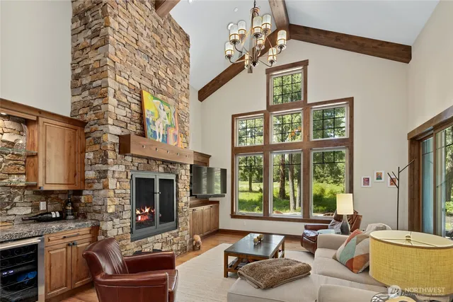 $1,579,000 | 1390 Snowberry Loop, Cle Elum, WA 98922