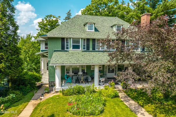 $539,900 | 133 Main Street, Saranac Lake, NY 12983