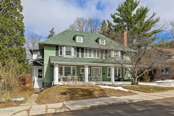 $539,900 | 133 Main Street, Saranac Lake, NY 12983