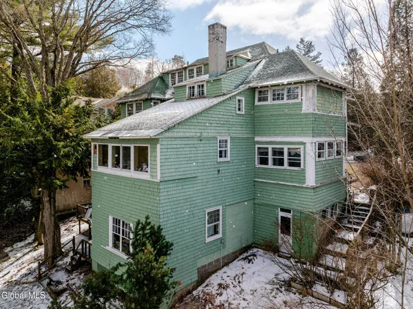 $539,900 | 133 Main Street, Saranac Lake, NY 12983