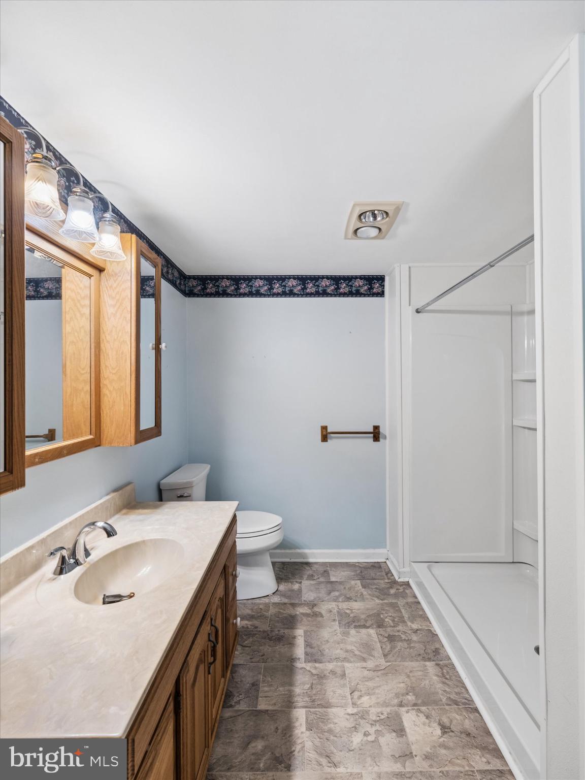 2843 Flowing Springs Road Spring City, PA 19475 - Photo 21 of 25 Main Bath