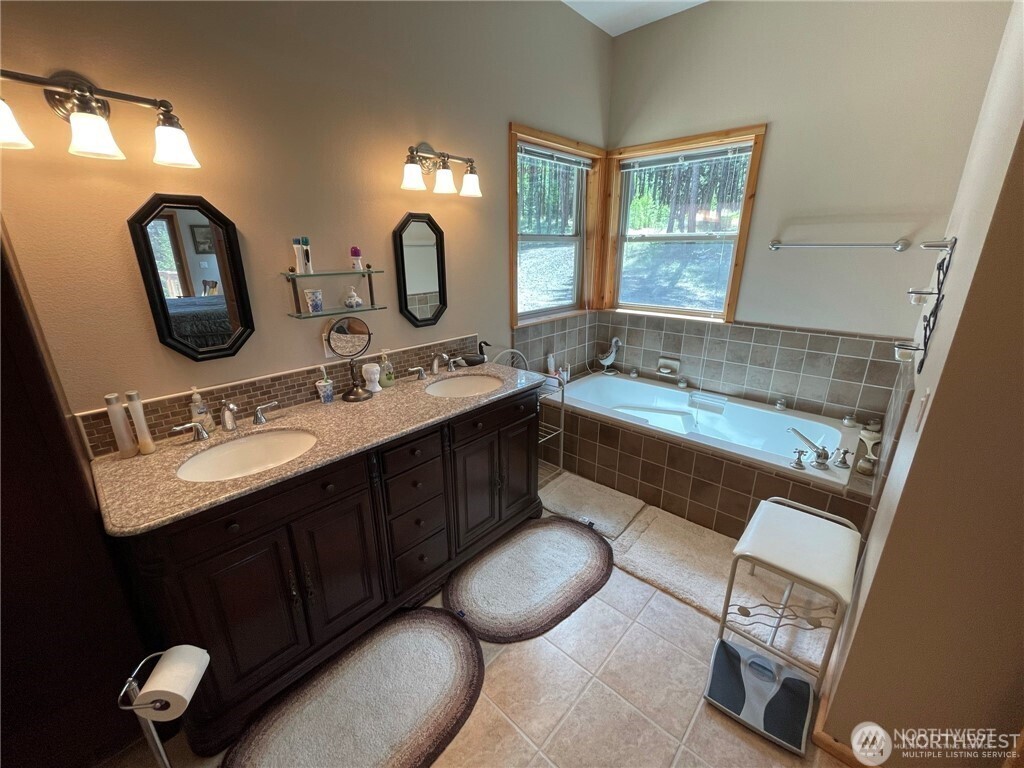 4 Ruger Road Oroville, WA 98844 - Photo 17 of 28 Gallery Image 17
