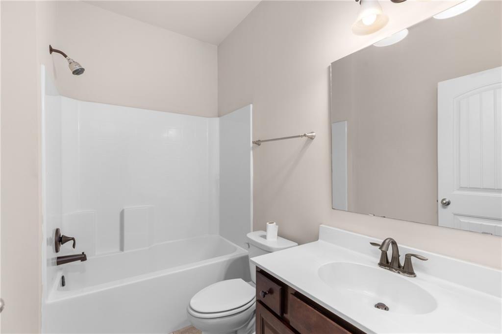 3080 Turman Circle Decatur, GA 30033 - Photo 11 of 55