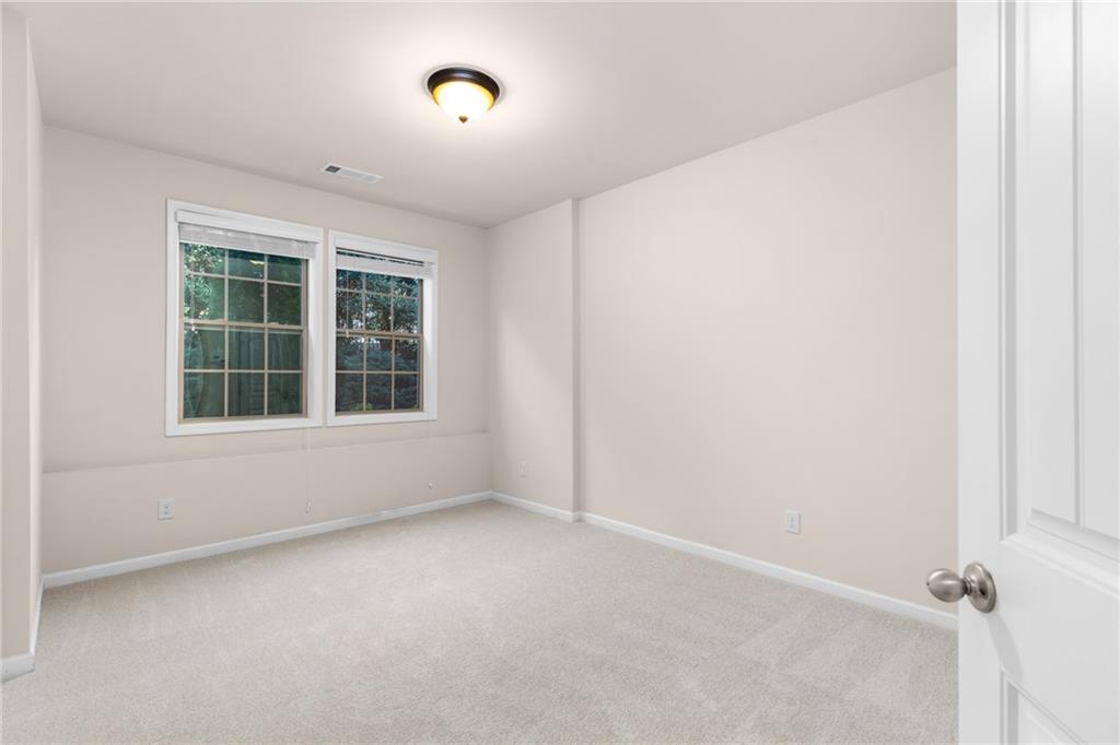 3080 Turman Circle Decatur, GA 30033 - Photo 12 of 55