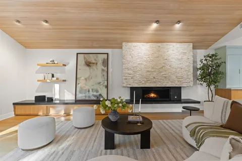 $3,499,000 | 4906 Balcones Drive, Austin, TX 78731
