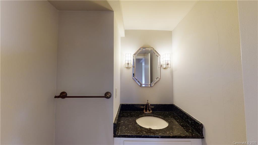 82 Ridgeport Road Lake Wylie, SC 29710 - Photo 22 of 48 Gallery Image 22