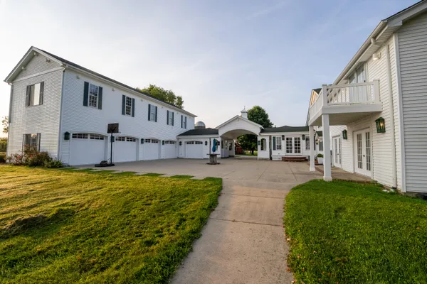 $2,249,000 | 2681 Hadley Road, Lapeer, MI 48446