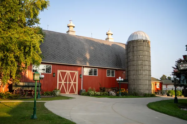 $2,249,000 | 2681 Hadley Road, Lapeer, MI 48446