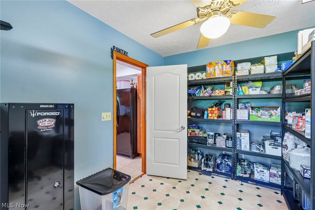 964 Dock Road Madison, OH 44057 - Photo 10 of 33