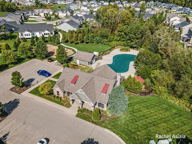 $309,900 | 3364 Windborne Lane, Unit 17, Jenison, MI 49428