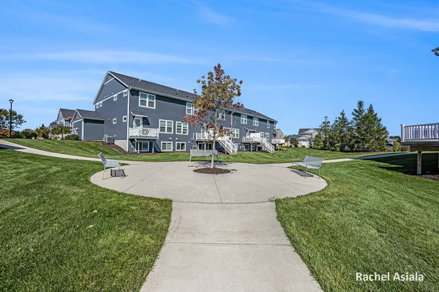 $309,900 | 3364 Windborne Lane, Unit 17, Jenison, MI 49428