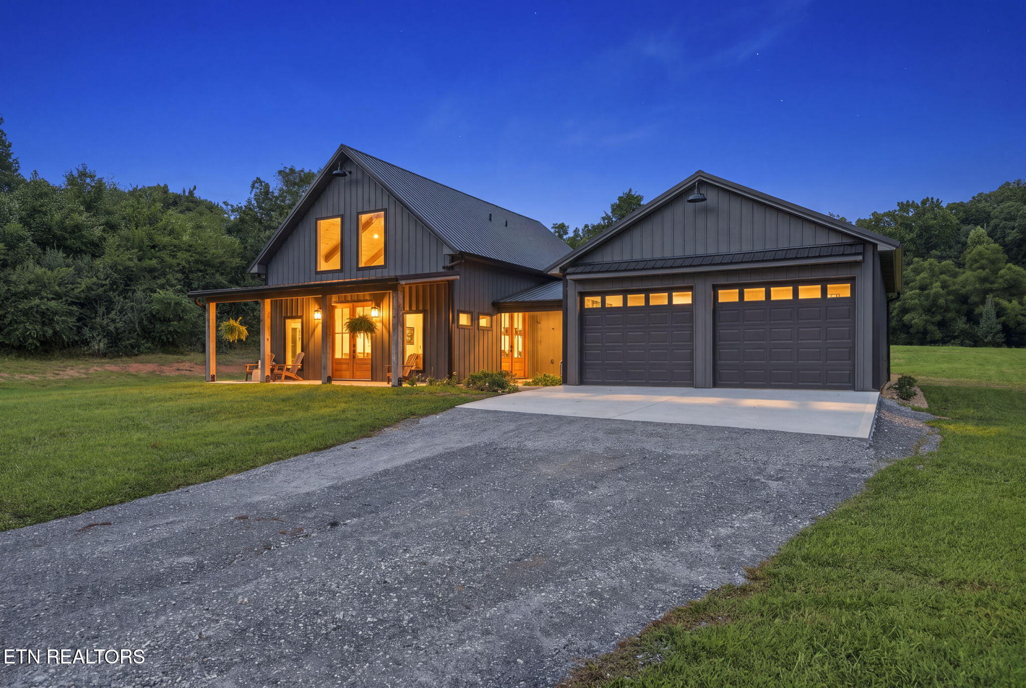 153 Lancer Road Harriman, TN 37748 - Photo 6 of 57 21-web-or-mls-010_DSC06697_twilight_27bd