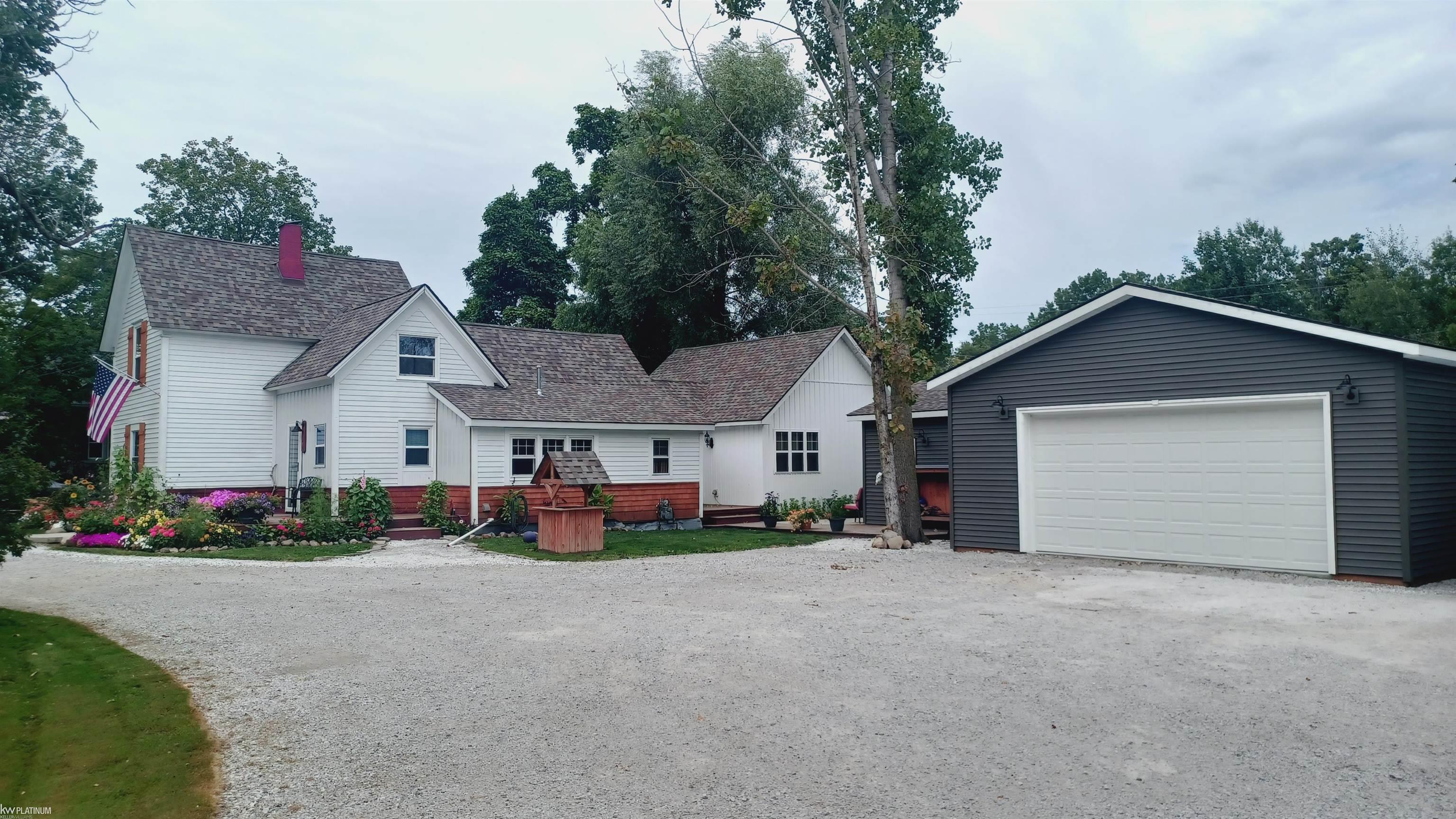 8556 Morris Road Goodells, MI 48027 - Photo 11 of 33 50120278-12.JPG