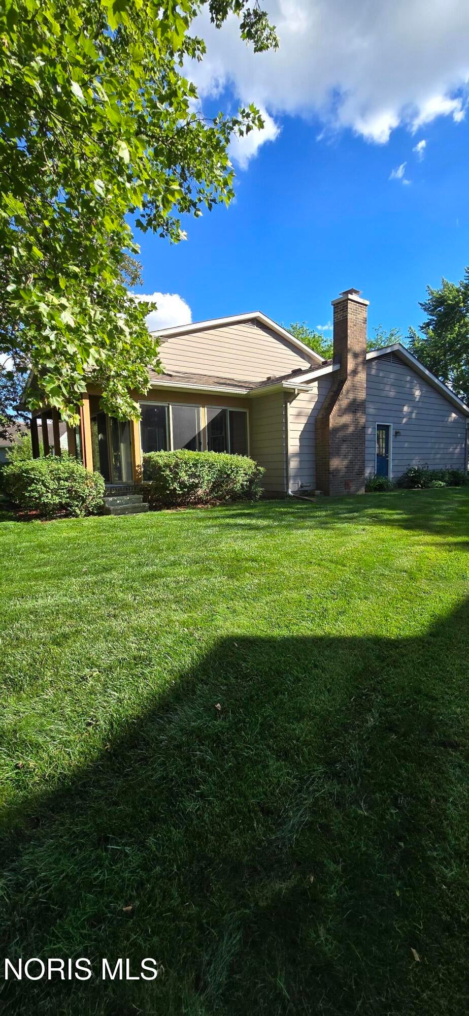 882 Mill Road Perrysburg, OH 43551 - Photo 2 of 40 Gallery Image 2