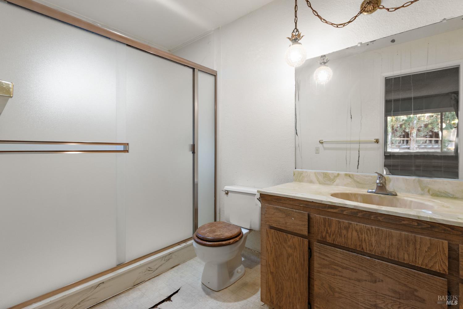 1084 Jamie Drive Concord, CA 94518 - Photo 16 of 34