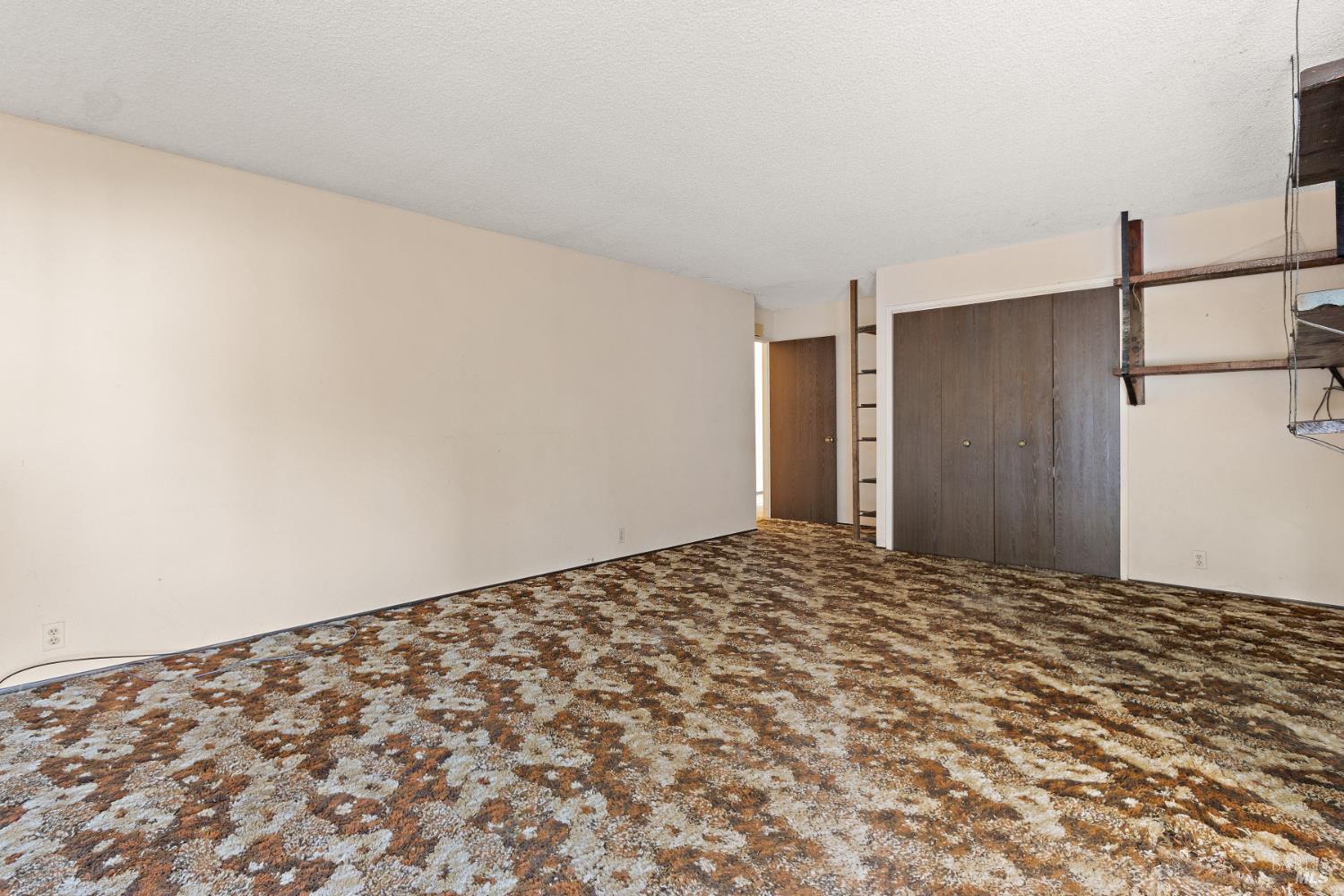 1084 Jamie Drive Concord, CA 94518 - Photo 10 of 34