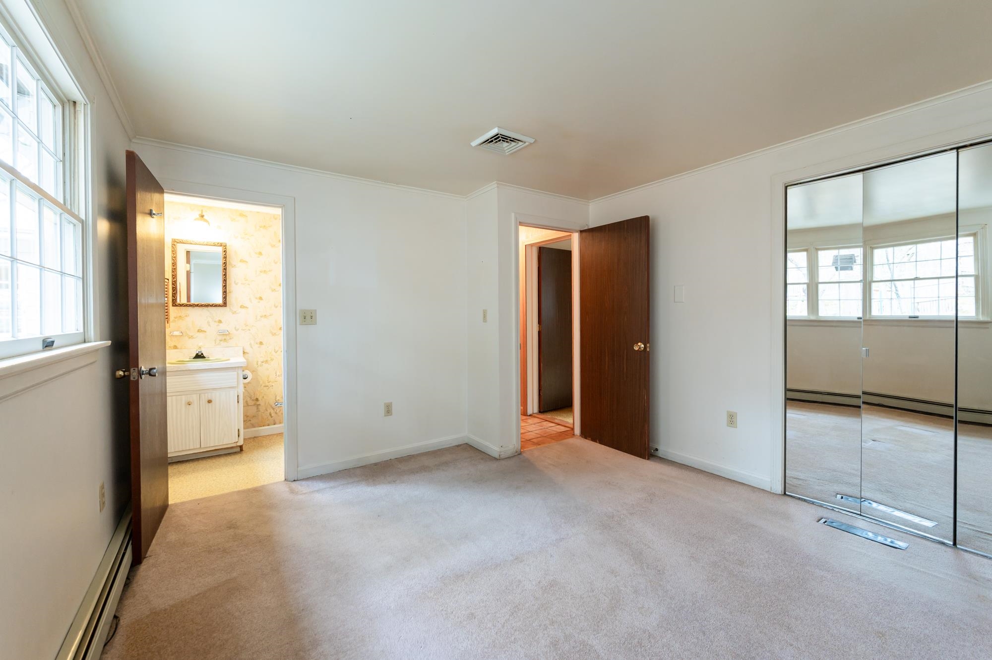 62 Pine Street Hooksett, NH 03106 - Photo 23 of 41