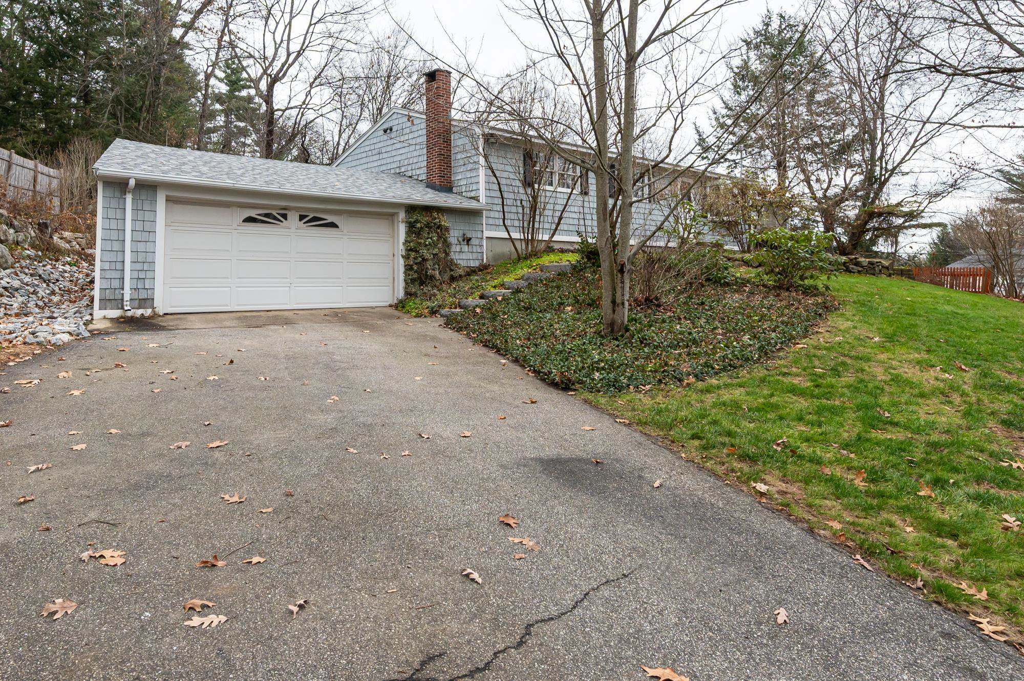 62 Pine Street Hooksett, NH 03106 - Photo 37 of 41