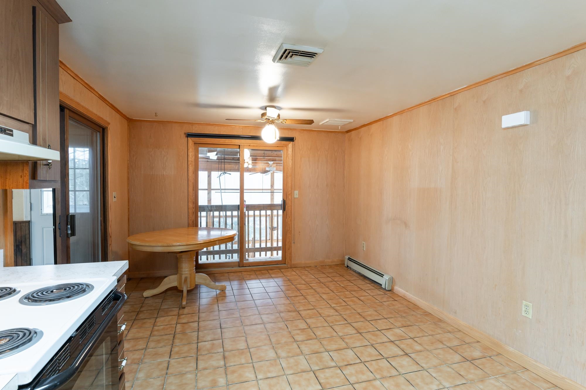 62 Pine Street Hooksett, NH 03106 - Photo 5 of 41