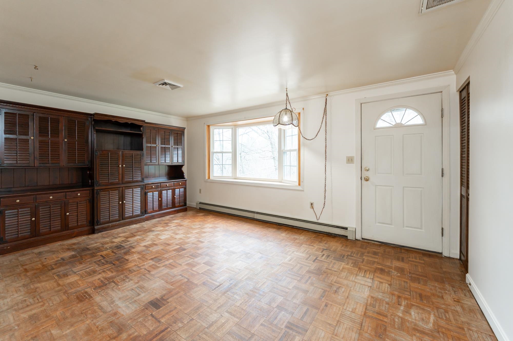 62 Pine Street Hooksett, NH 03106 - Photo 7 of 41