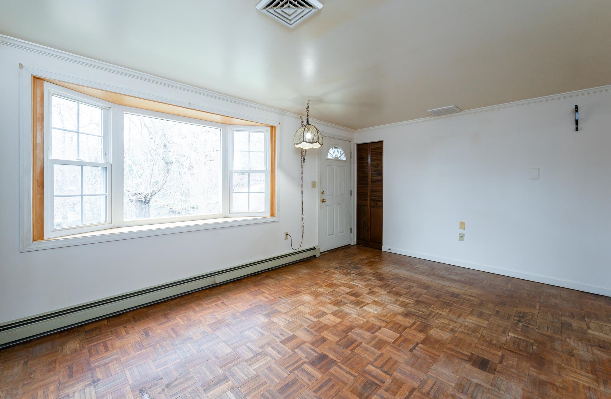 62 Pine Street Hooksett, NH 03106 - Photo 9 of 41